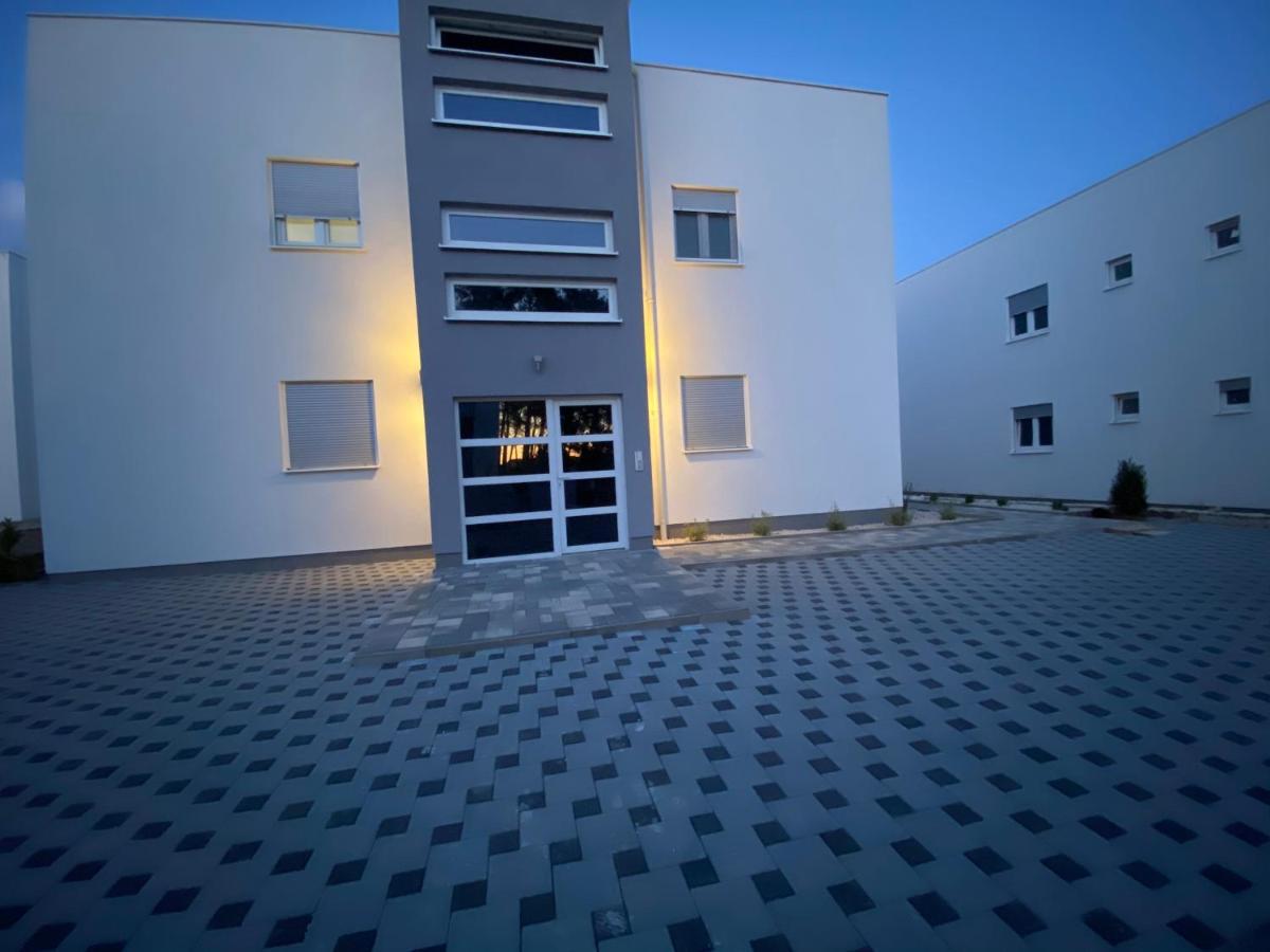 1Oak Rentals Вир Экстерьер фото